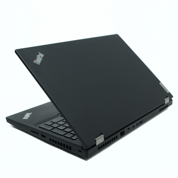 Lenovo P15 Gen 2 i7-11850H RTX A4000 32/1000 18kk Takuu - Image 4